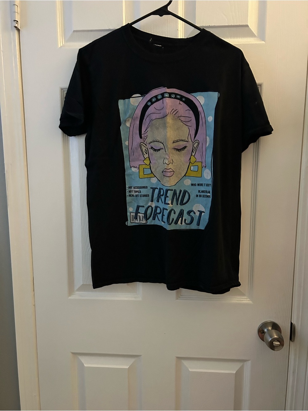 Women's Black 'Trend Forecast' Graphic Tee